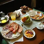 Hotel Saurat 3*