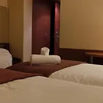 Saurat Hotel