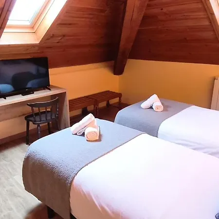 Hotel Saurat 3*