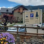 Saurat Hotell