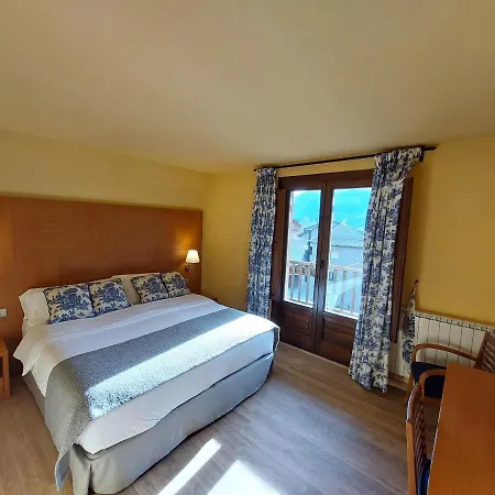 Saurat Hotel Espot