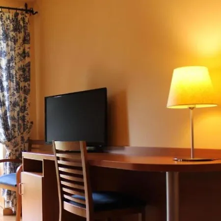 Saurat Ξενοδοχείο 3*