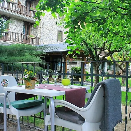 Hotel Saurat 3*