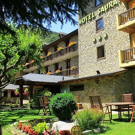 Hotel Saurat 3*
